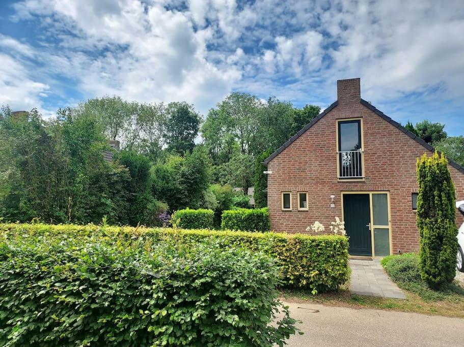 Heerlijk Huys, Vakantievilla Met Prive Tuin Ewijk Buitenkant foto